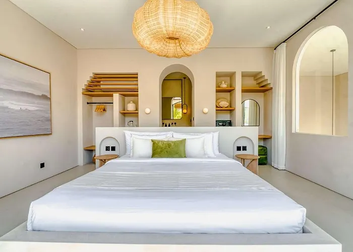 Dream 5 3br Brand New In * Uluwatu (Bali)